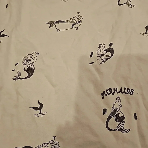 Mermaid tshirt - Picture 1 of 2